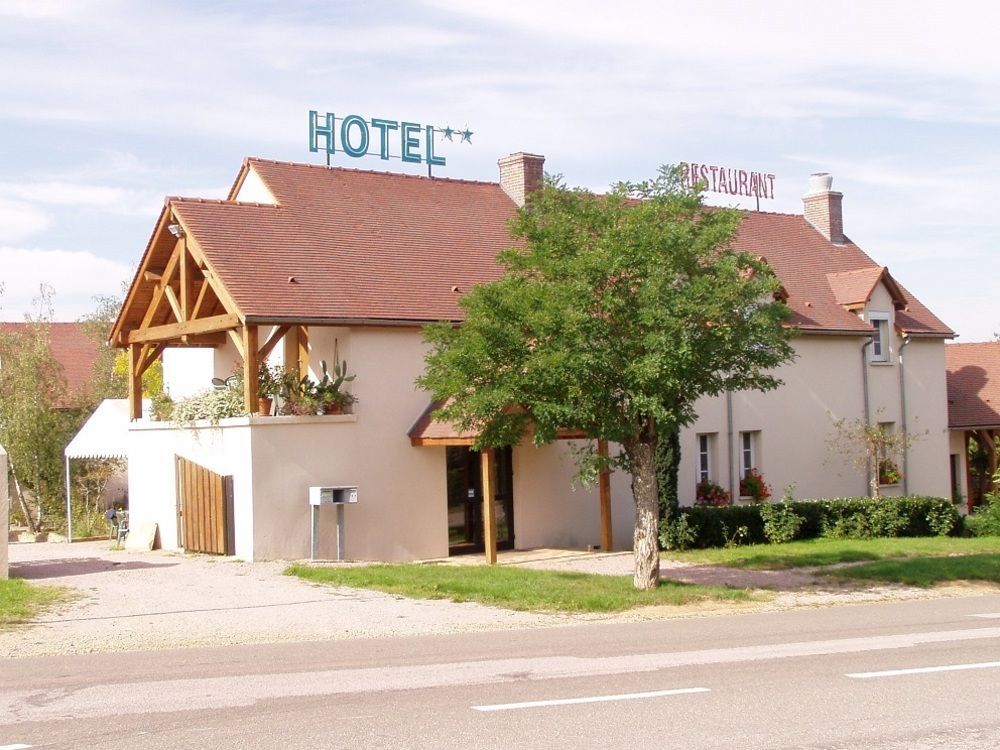 Logis Hotel "Ici M'Aime" Rouvray  Экстерьер фото